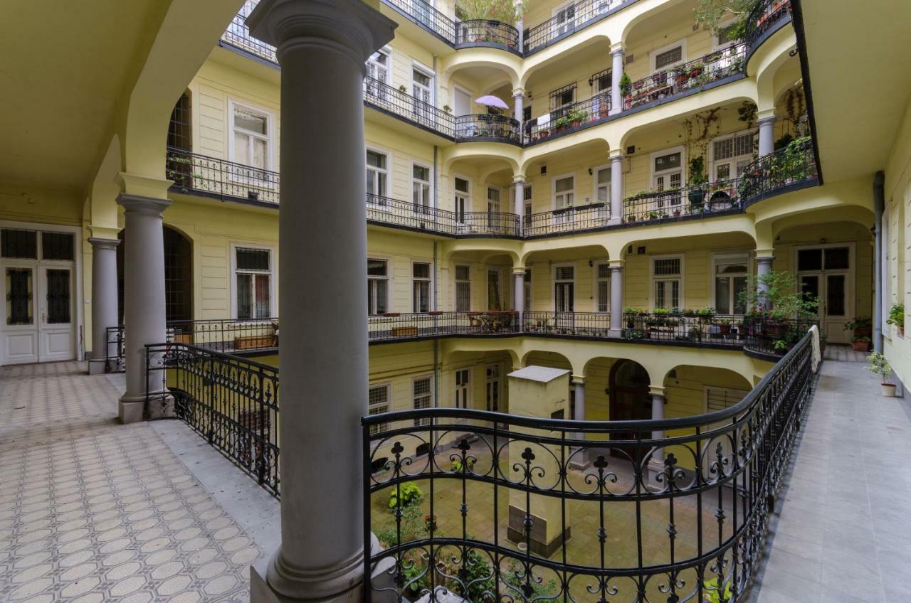 Modern, Luxury Flat In The Heart Of Budapest — Photos 1